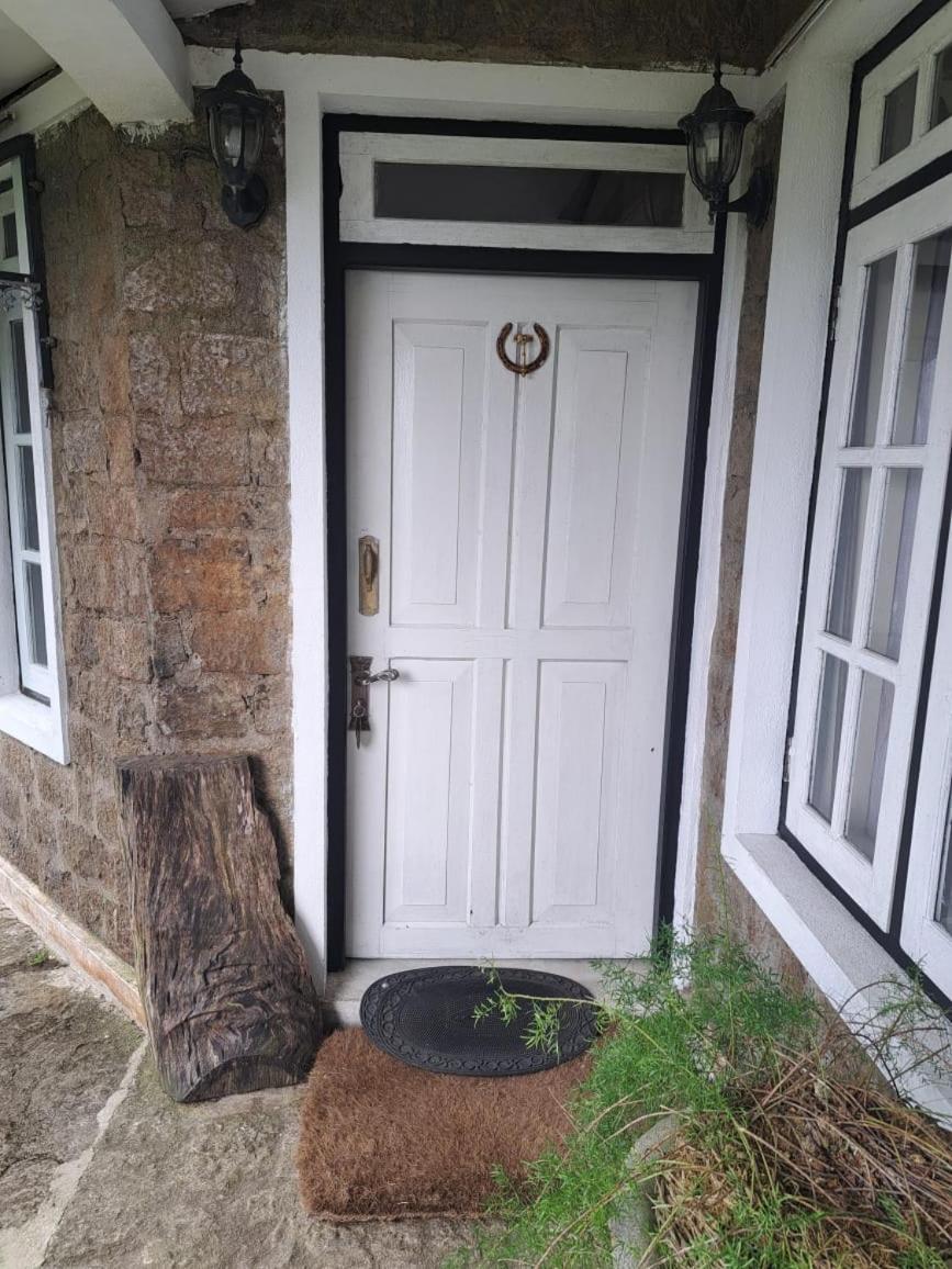 Stoneleigh Cottage Нувара Елия Екстериор снимка